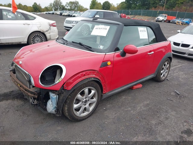 2010 MINI COOPER WMWMR3C59ATZ19413 Photo 1