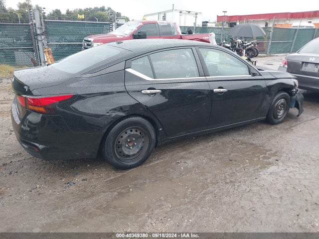 1N4BL4BVXLC251553 Nissan Altima S Fwd
