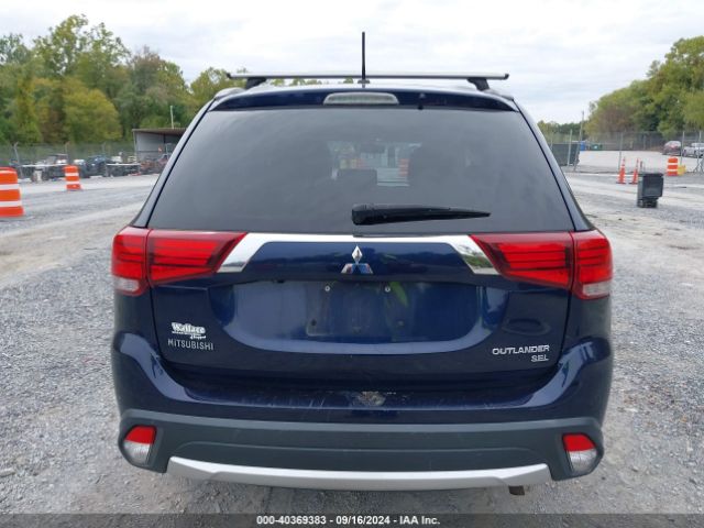JA4AD3A34GZ016348 Mitsubishi Outlander Sel