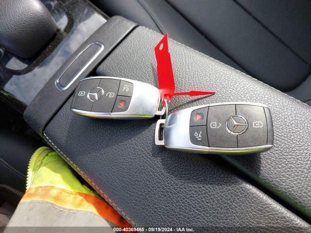 W1K3G4FB4LJ211165 Mercedes-Benz A 220 4matic