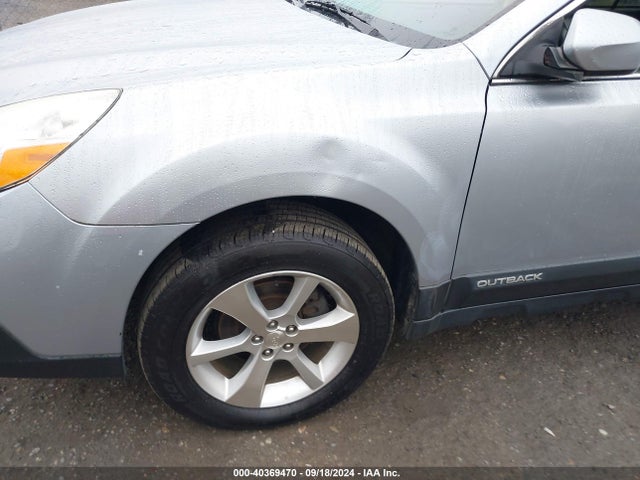 Subaru Outback 2.5i Limited 2014 4S4BRBLC6E3292111 Image 17