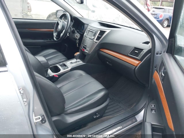 Subaru Outback 2.5i Limited 2014 4S4BRBLC6E3292111 Image 5