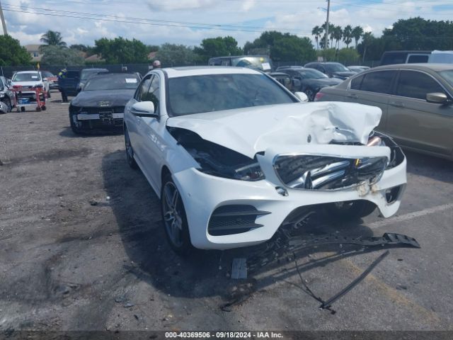 WDDZF4JB4KA568901 Mercedes-Benz E 300
