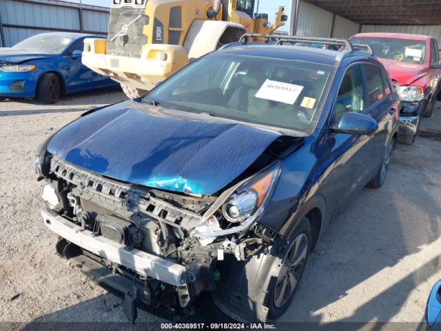 KNDCB3LC1K5255860 KIA NIRO LX