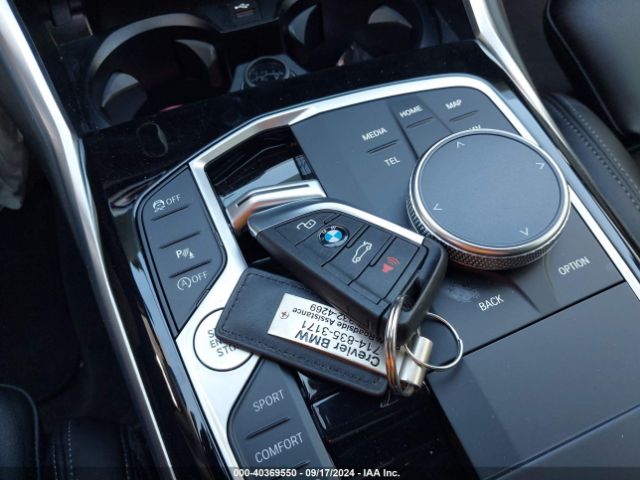 3MW69FF00R8D83206 BMW 3 Series 330i
