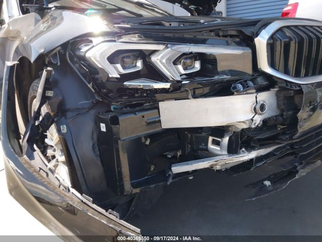 3MW69FF00R8D83206 BMW 3 Series 330i