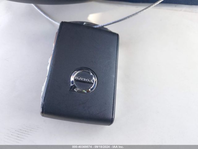 YV4L12UL0R2357588 Volvo Xc40 B5 Plus Dark Theme