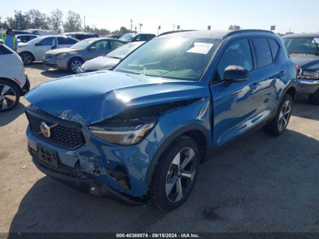 YV4L12UL0R2357588 Volvo Xc40 B5 Plus Dark Theme