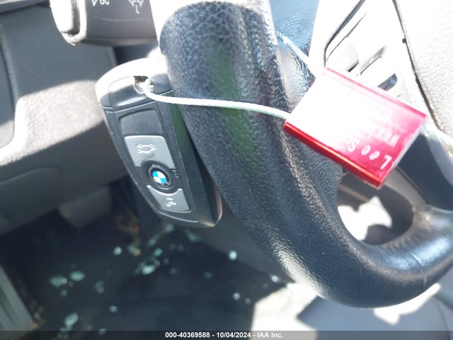 BMW 328i Xdrive 2015 WBA3B3C56FF547664 Image 11