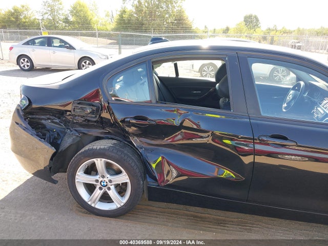 BMW 328i Xdrive 2015 WBA3B3C56FF547664 Image 6