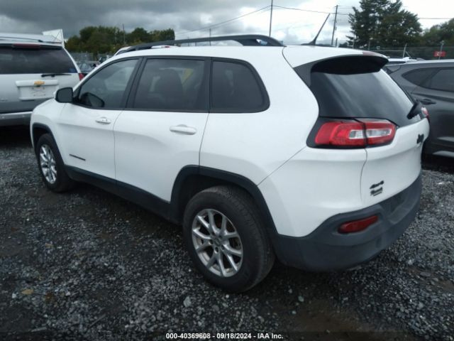 1C4PJMCS8FW750039 Jeep Cherokee Latitude Altitude