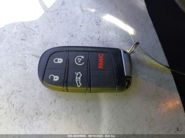 2C3CDZBG7FH865640 Dodge Challenger Sxt Plus