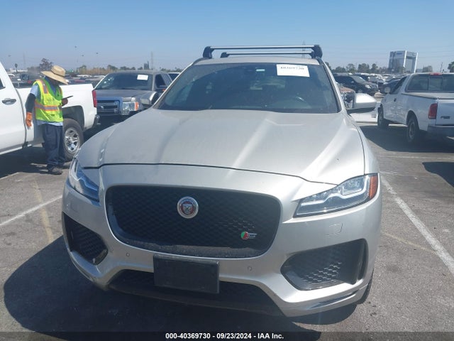 Jaguar F-PACE S 2017 SADCM2BVXHA493654 Image 12