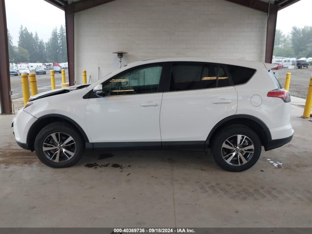 Toyota Rav4 Xle 2018 2T3WFREV1JW484226 Image 14