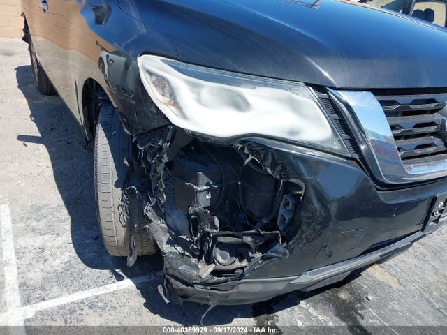 Nissan Pathfinder S 2018 5N1DR2MN4JC612738 Image 6