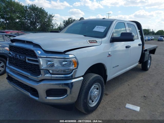 3C6UR5HL4MG658187 RAM 2500 Tradesman  4x4 8' Box