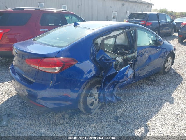 KIA FORTE LX 2018 3KPFK4A75JE280739 Image 4
