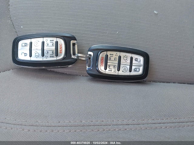 2C4RC1BG3HR811646 Chrysler Pacifica Touring Plus