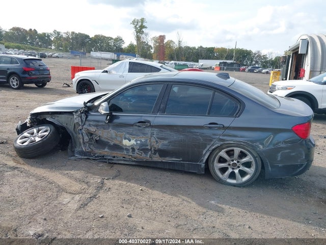 BMW 328i Xdrive 2015 WBA3B3C54FF548473 Image 13