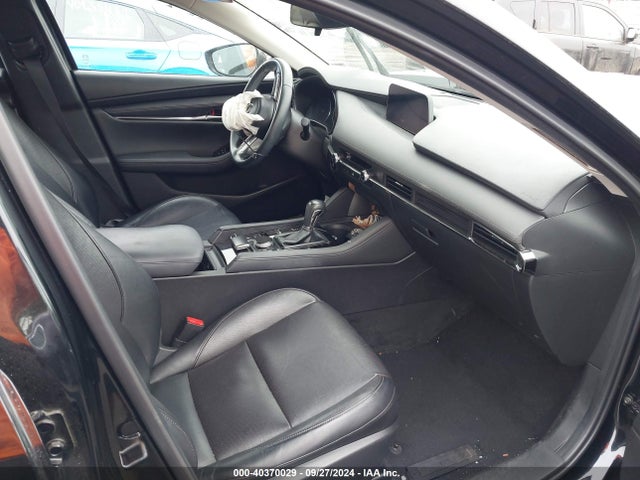 JM1BPADL3M1308374 Mazda Mazda3 Premium