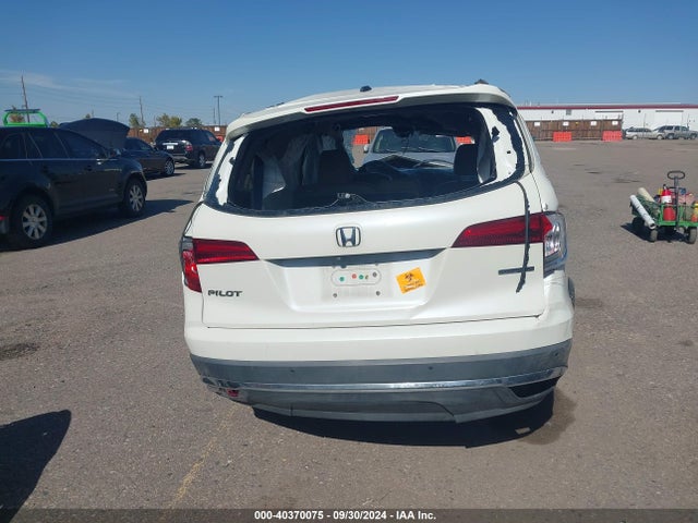 Honda Pilot Touring 2016 5FNYF5H98GB014869 Image 16