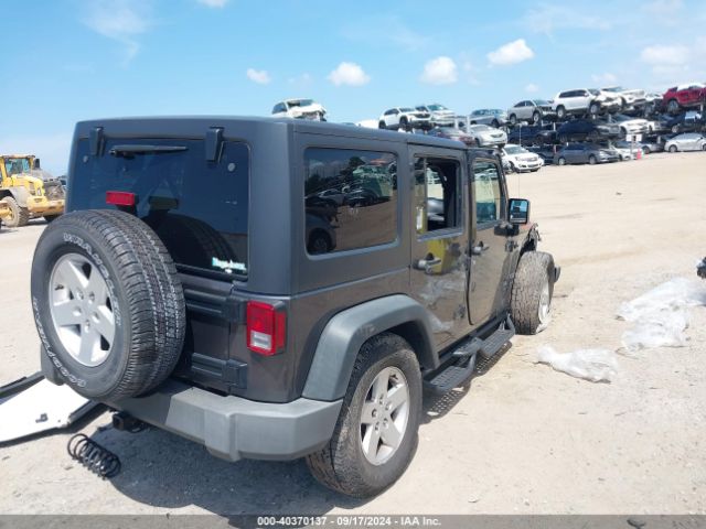 1C4BJWDG2JL878660 Jeep Wrangler Jk Unlimited Sport S 4x4