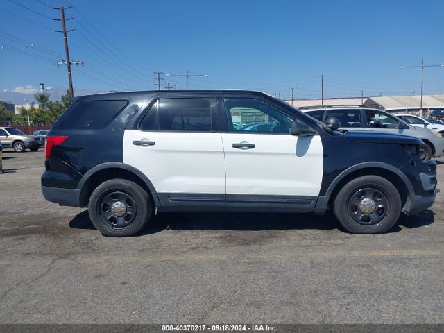 Ford Utility Police Interceptor 2016 1FM5K8AR0GGC36740 Image 13