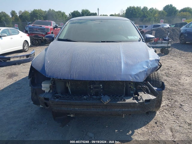 1VWBT7A33GC012070 Volkswagen Passat 1.8t Se
