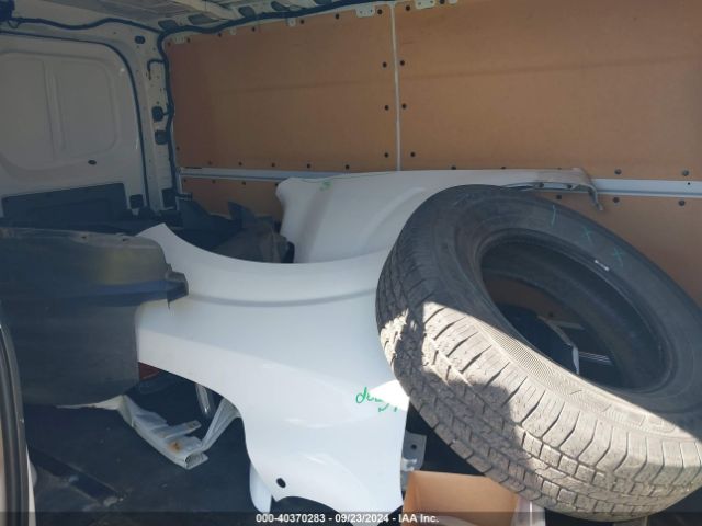 1N6AF0KY4JN803675 Nissan Nv Cargo Nv2500 Hd Sv V8