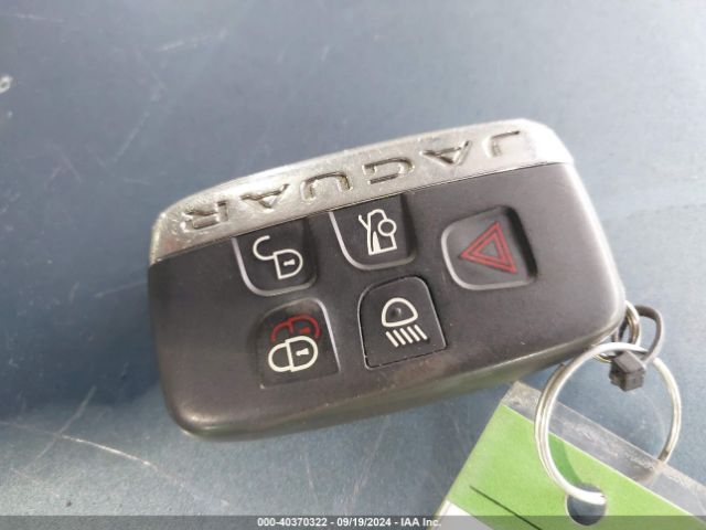 SAJWJ1CD3G8W01301 Jaguar Xj R-sport