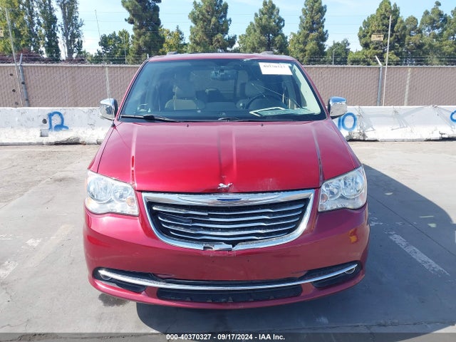 2C4RC1CG1GR104400 Chrysler Town & Country Touring-l Anniversary Edition