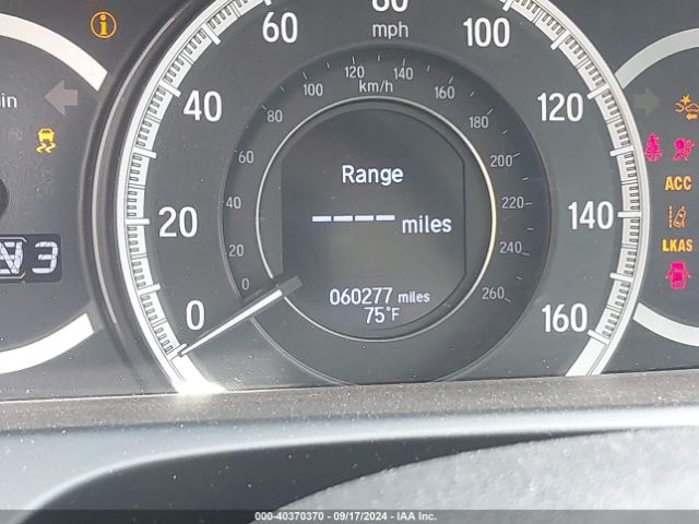 1HGCR3F9XHA011721 Honda Accord Touring V6