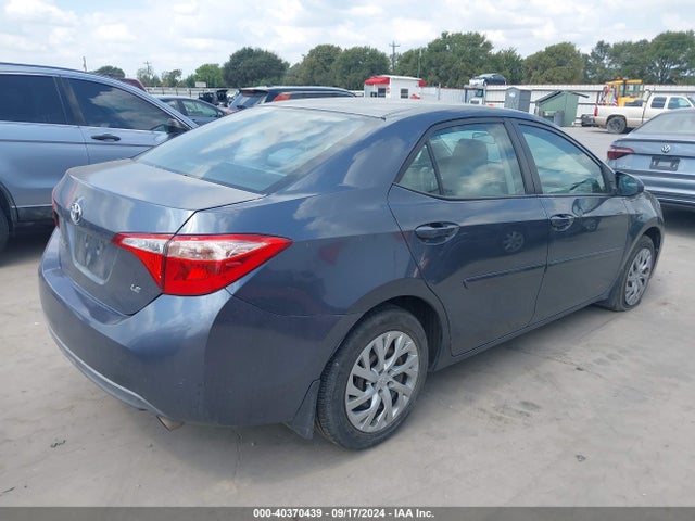 Toyota COROLLA LE 2018 2T1BURHE9JC016979 Image 4