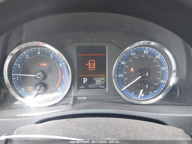 Toyota COROLLA LE 2018 2T1BURHE9JC016979 Image 7