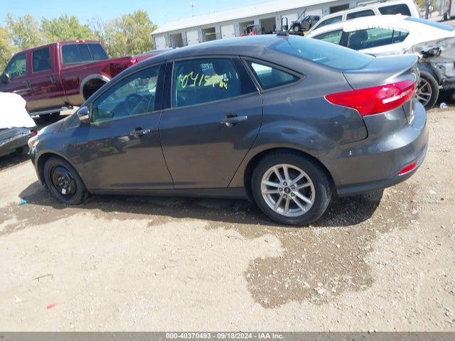 Aukcja sprzedaży 2015 Ford Focus Se, vin: 1FADP3F22FL329478, numer aukcji: 40370493