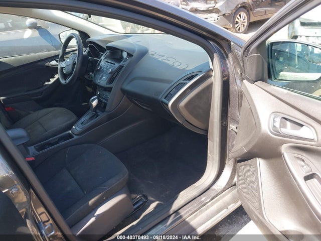 Aukcja sprzedaży 2015 Ford Focus Se, vin: 1FADP3F22FL329478, numer aukcji: 40370493