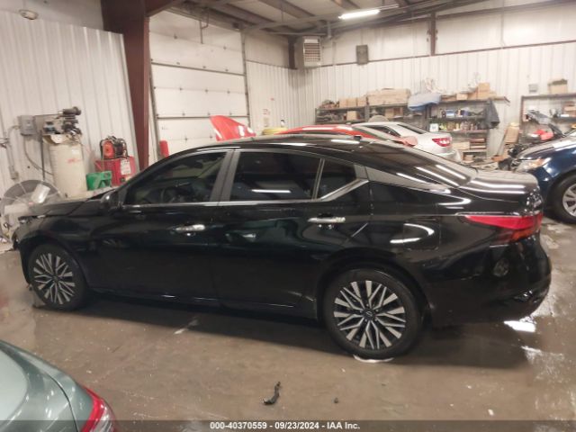 1N4BL4DW1RN424542 Nissan Altima Sv Intelligent Awd