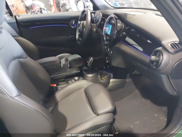 2022 MINI CONVERTIBLE WMW43DL03N3P28183 Photo 4