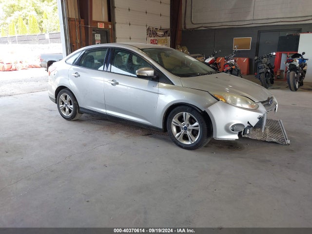 2014 1FADP3F20EL274494 main image