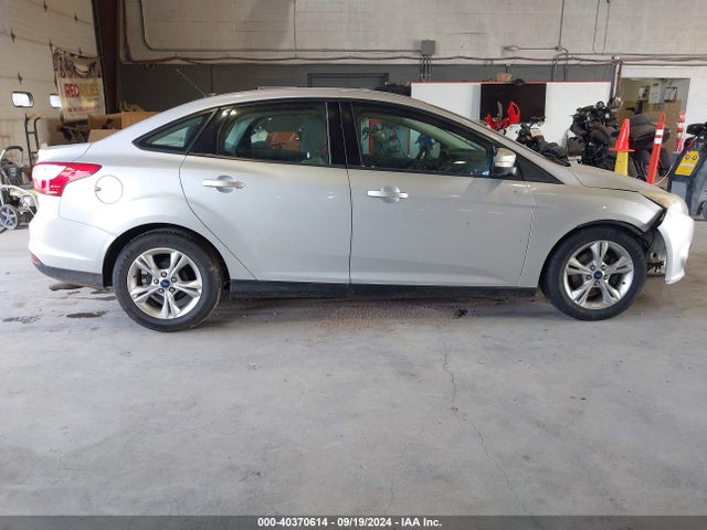 Ford FOCUS SE 2014 1FADP3F20EL274494 Image 13