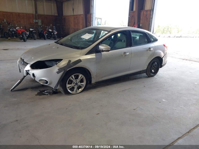Ford FOCUS SE 2014 1FADP3F20EL274494 Image 2