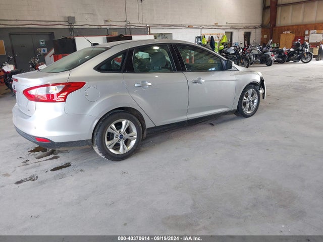 Ford FOCUS SE 2014 1FADP3F20EL274494 Image 4