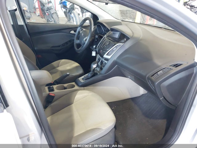 Ford FOCUS SE 2014 1FADP3F20EL274494 Image 5