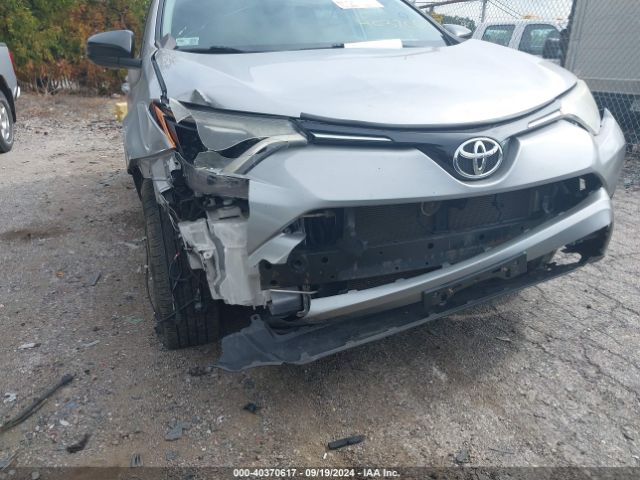 2T3BFREV7GW462433 Toyota RAV4 LE