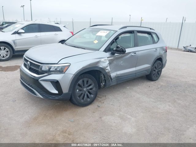 3VVCX7B2XNM038406 Volkswagen Taos 1.5t S