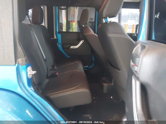 1C4BJWEG3FL627829 Jeep Wrangler Unlimited Sahara
