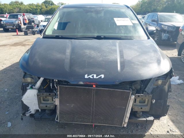 KNDNB4H30N6157828 KIA Carnival Mpv Lx Seat Package