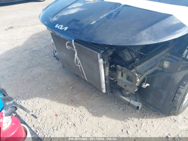 KNDNB4H30N6157828 KIA Carnival Mpv Lx Seat Package