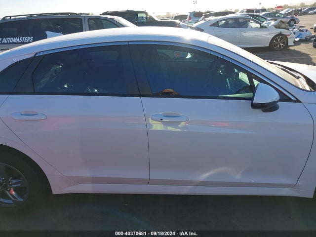 KIA K5 LXS 2024 5XXG14J24RG246791 Image 14