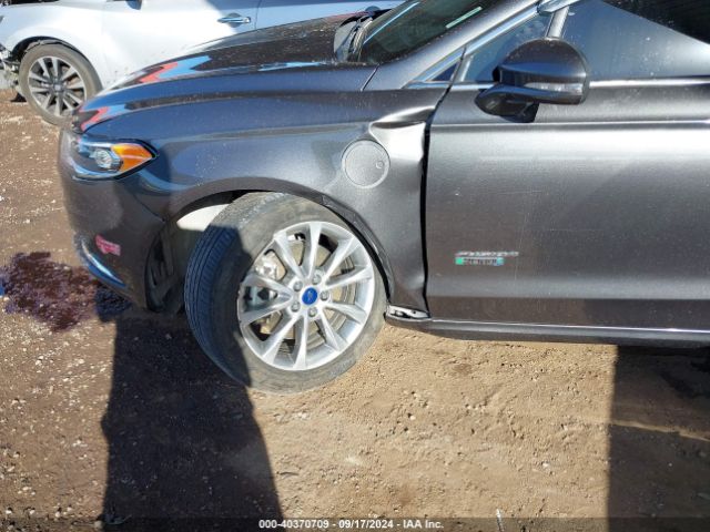 3FA6P0PU3JR205186 Ford Fusion Energi Se Luxury